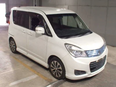 Mitsubishi Delica D:2
