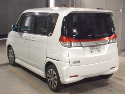 Mitsubishi Delica D:2