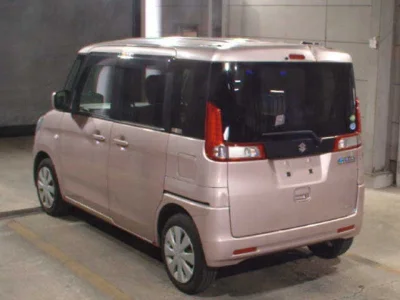Suzuki Spacia
