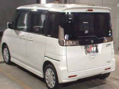 Suzuki Spacia