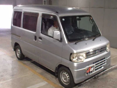 Mitsubishi Minicab Van