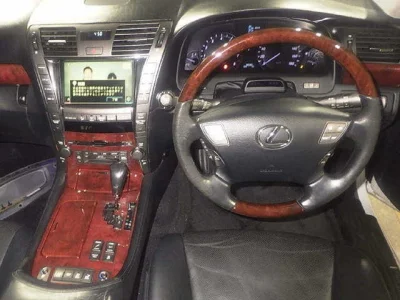 Lexus LS460L