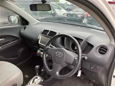 Toyota Ist
