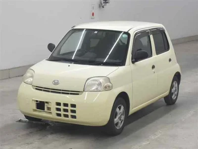 Daihatsu Esse