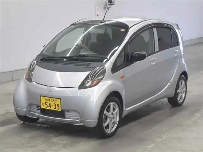 Mitsubishi i