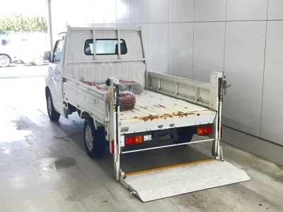 Toyota Lite Ace Truck