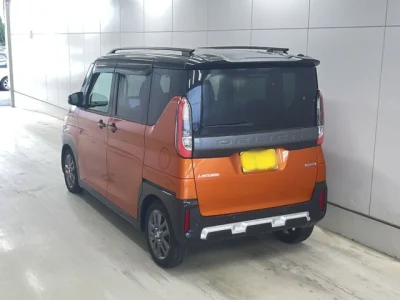 Mitsubishi Delica Mini