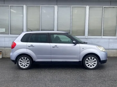 Mazda Verisa