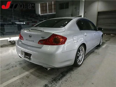 Nissan Skyline
