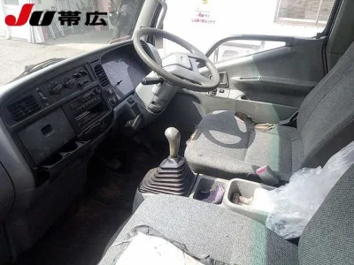 Mitsubishi Fuso Canter