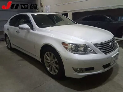 Lexus LS460L