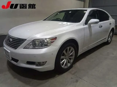 Lexus LS460L