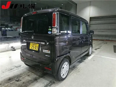 Suzuki Spacia