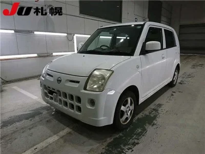 Nissan PINO