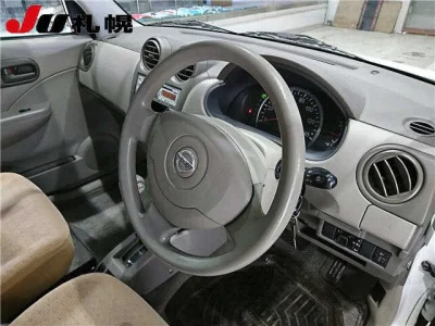 Nissan PINO