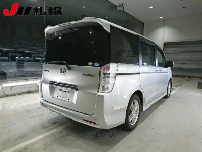 Honda STEP WAGON
