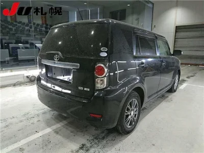 Toyota Corolla Rumion