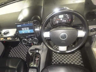 Volkswagen NEW BEETLE