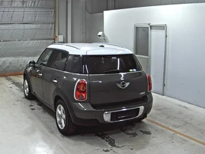 MINI Crossover