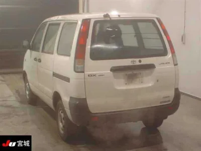 Toyota LiteAce Van