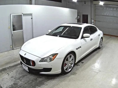 Maserati Quattroporte