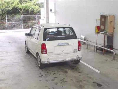 Daihatsu Mira