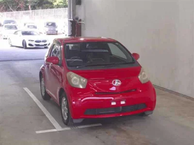 Toyota iQ