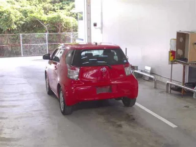 Toyota iQ