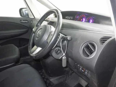 Mazda BIANTE