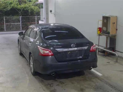 Nissan TEANA
