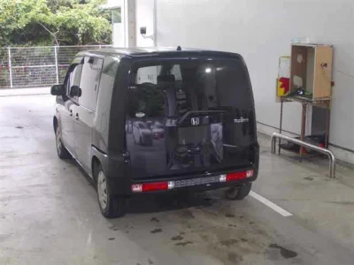 Honda Mobilio Spike