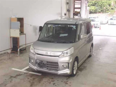 Suzuki Spacia
