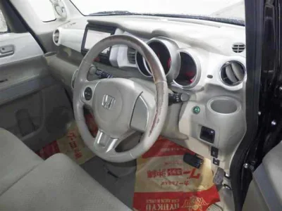 Honda N BOX SLASH