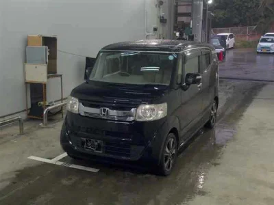 Honda N-Box Slash