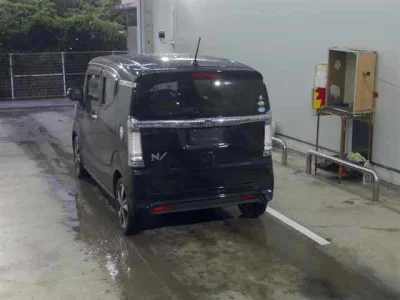 Honda N BOX SLASH