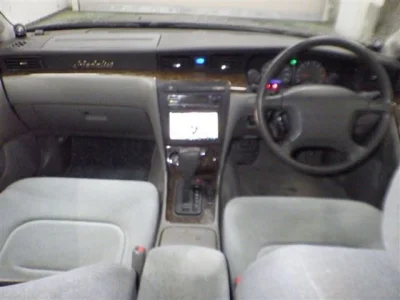 Nissan Laurel
