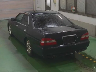Nissan Laurel