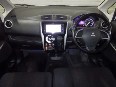 Mitsubishi EK CUSTOM