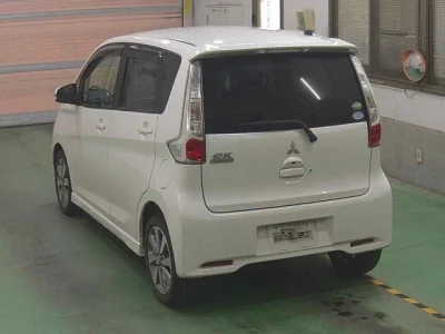 Mitsubishi EK CUSTOM