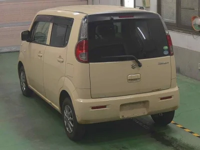 Suzuki MRWAGON