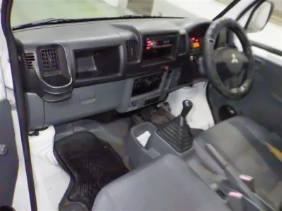 Mitsubishi MINICAB TRUCK