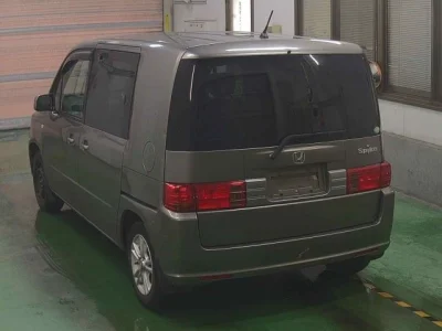 Honda Mobilio Spike