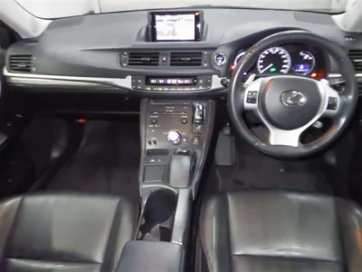 Lexus CT200h