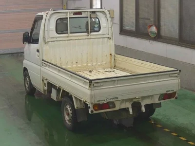 Nissan CLIPPER TRUCK