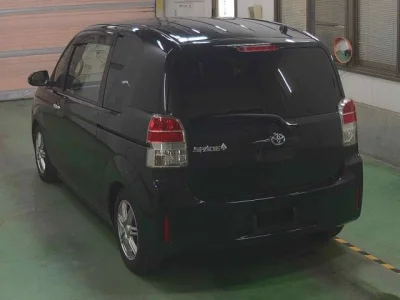Toyota Spade