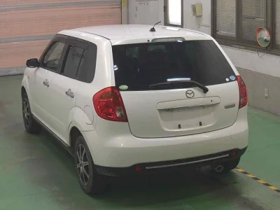 Mazda VERISA