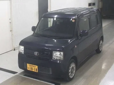 Toyota Pixis Space