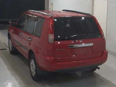 Nissan X-TRAIL