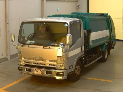 Isuzu ELF