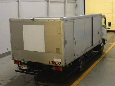 Isuzu ELF
